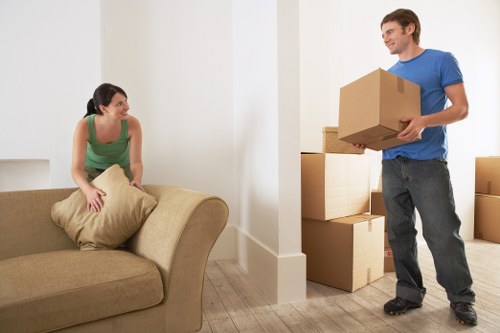 Van transport service for flats and homes near Hammersmith
