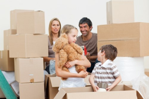 Hammersmith packing and unpacking service for residential and office relocations